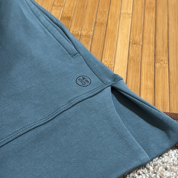 NWOT Sage Collective Women Super Soft Tunic Top with Side Pockets Size: M - Picture 5 of 7